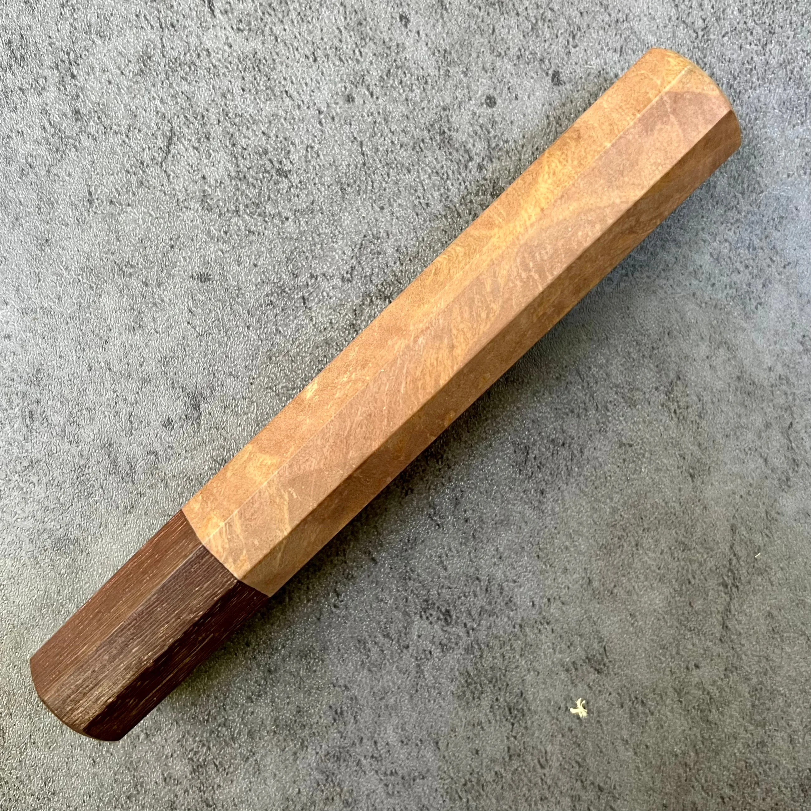 Custom Japanese Knife Handle for 210-225mm  -  Oak burl and katalox