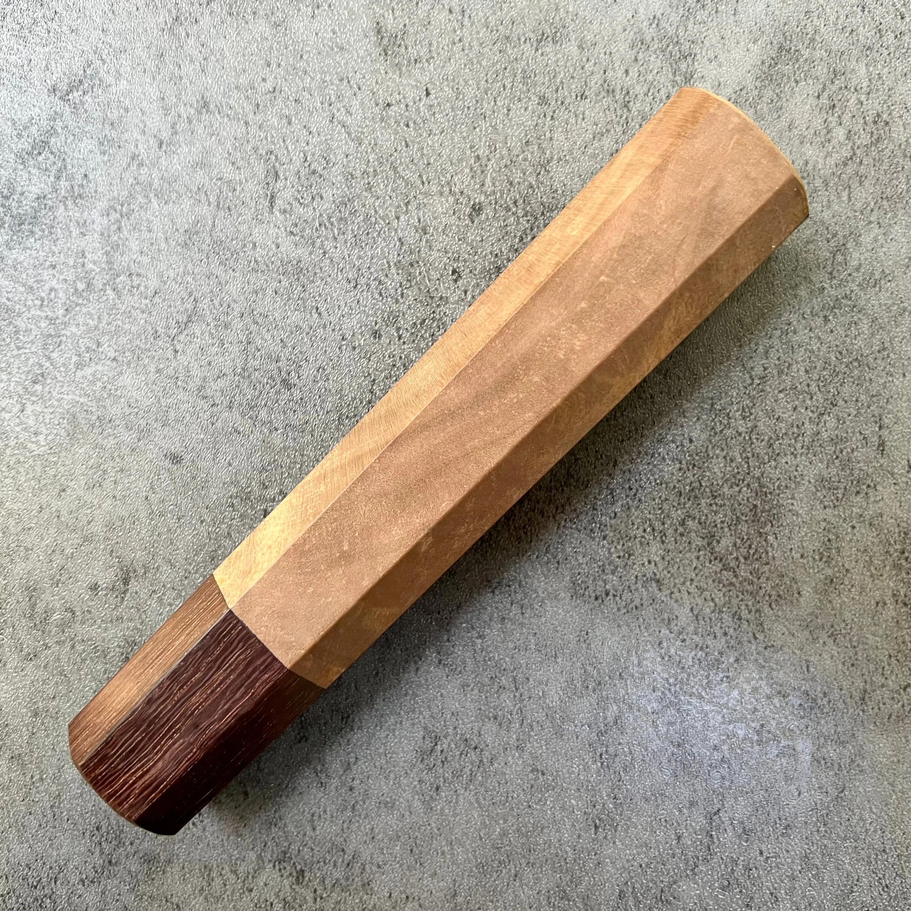 Custom Japanese Knife Handle for 210-225mm  -  Oak burl and katalox